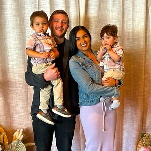 Meet your Posher, Sharon